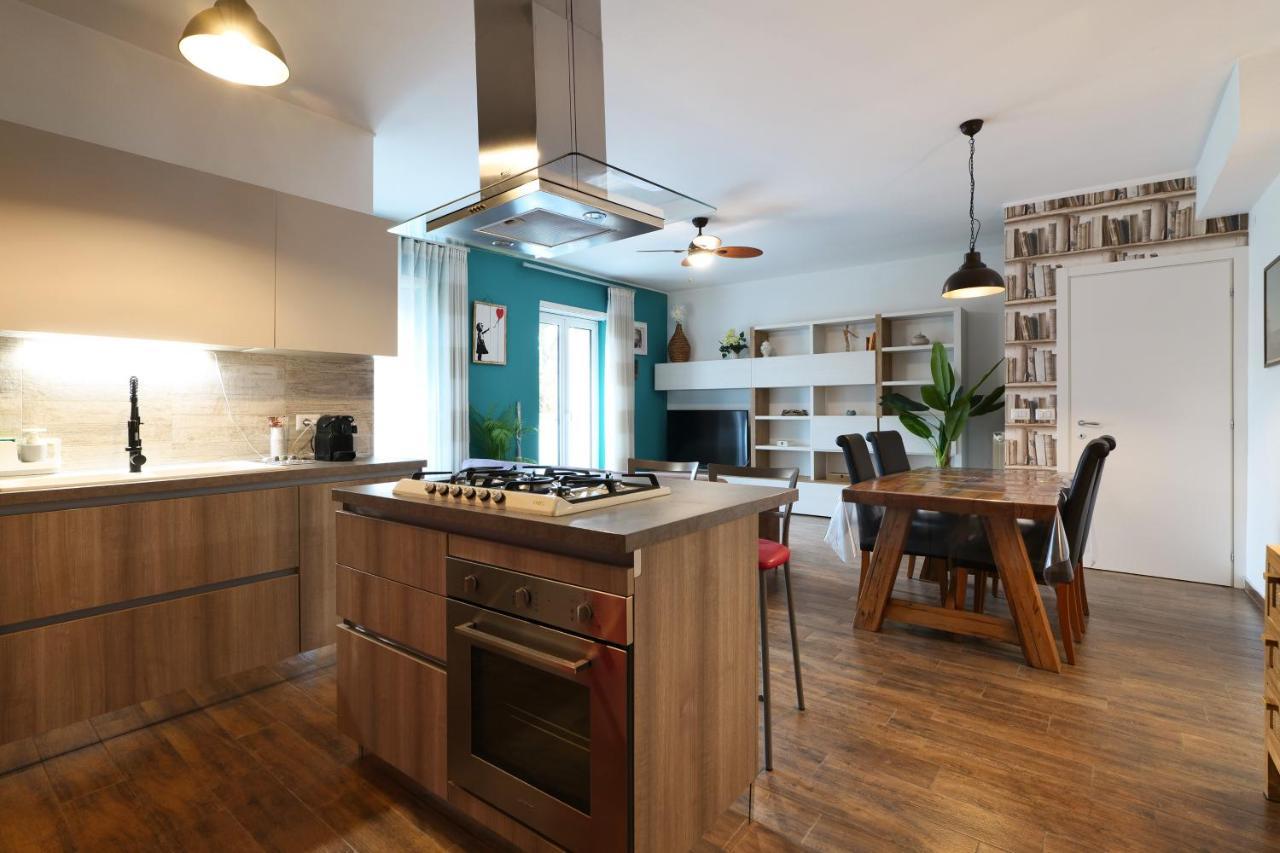 Mila Apartments Battista Milaan Buitenkant foto