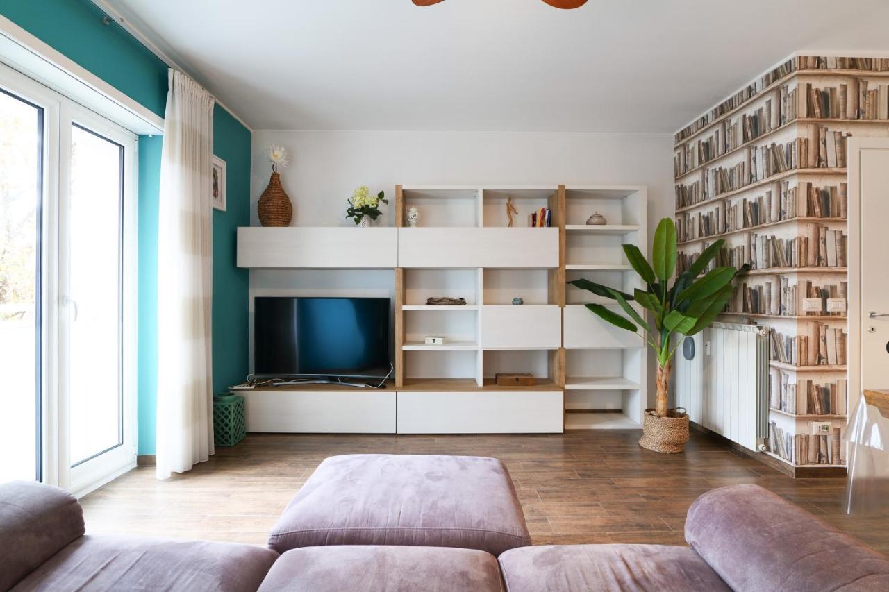 Mila Apartments Battista Milaan Buitenkant foto